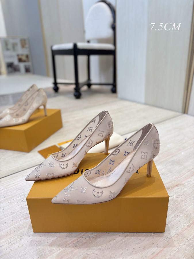 LV women's shoes Ex-factory price: — AAA Quality Replica — photo 2