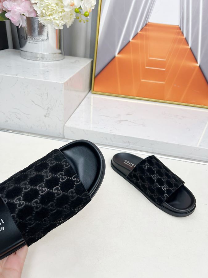 Gucci women's shoes GUCCI 2025 New GG — 1:1 Replica — photo 5