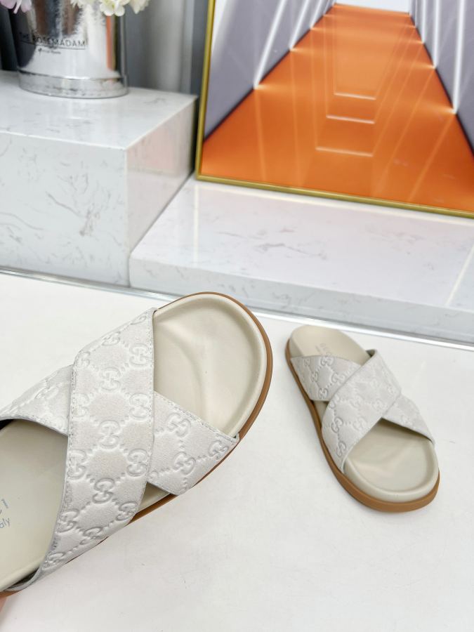 Gucci women's shoes GUCCI 2025 New GG — 1:1 Replica For Sale — photo 8