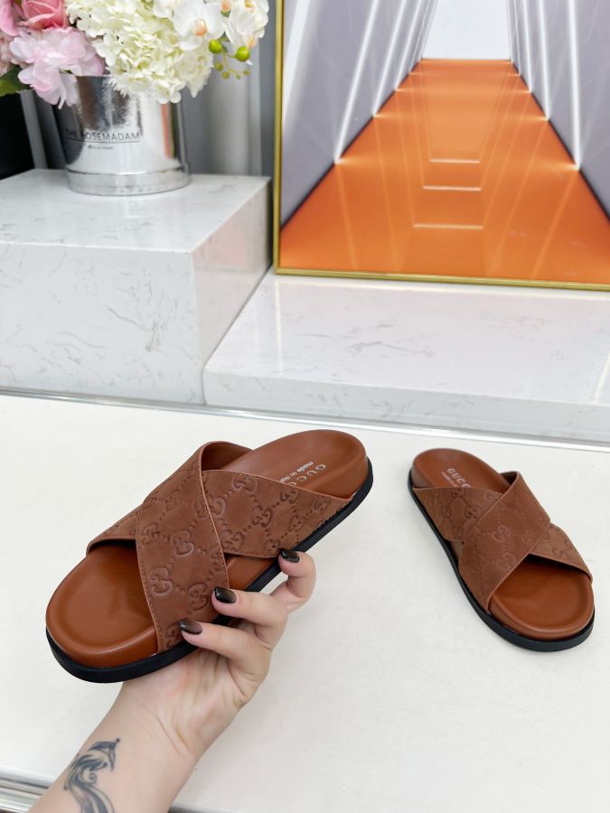 Gucci women's shoes GUCCI 2025 New GG — AAA Quality Replica — photo 2