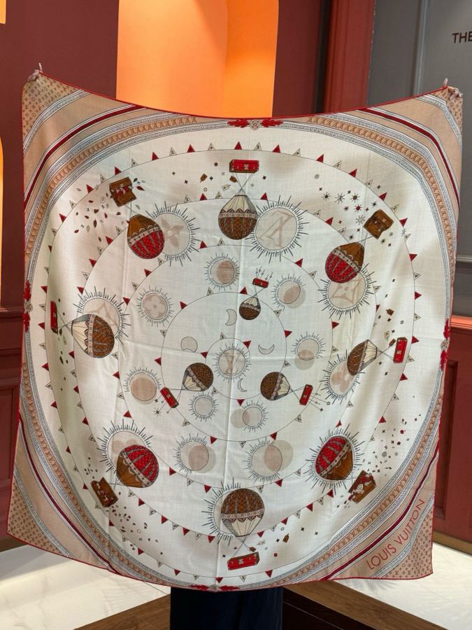 LV scarf Lv140cm U and Away Series Louis Vuitton Monogram Louis Vuitton 140 X140cm 70% 30% — Premium Replica — photo 9