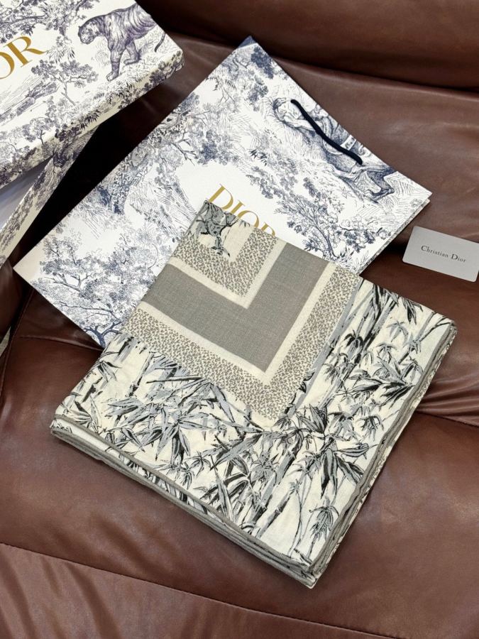 Dior scarf Dior 140 velvet double-sided tone-on-color printed shawl — 1:1 Replica For Sale — photo 3