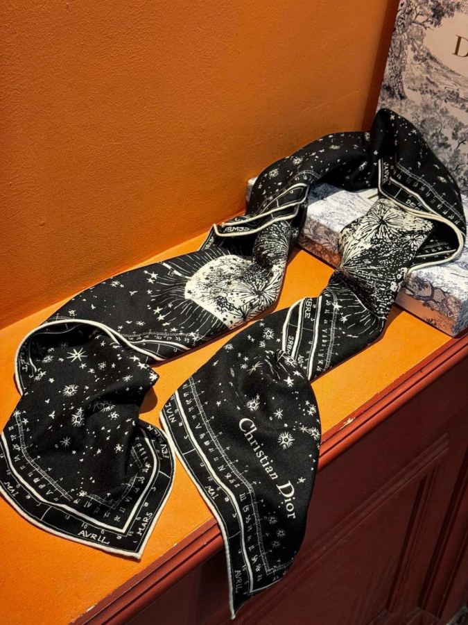Dior scarf New arrival D family silk scarf {140cm silk cashmere} mulberry silk + cashmere — AAA Quality Replica — photo 8