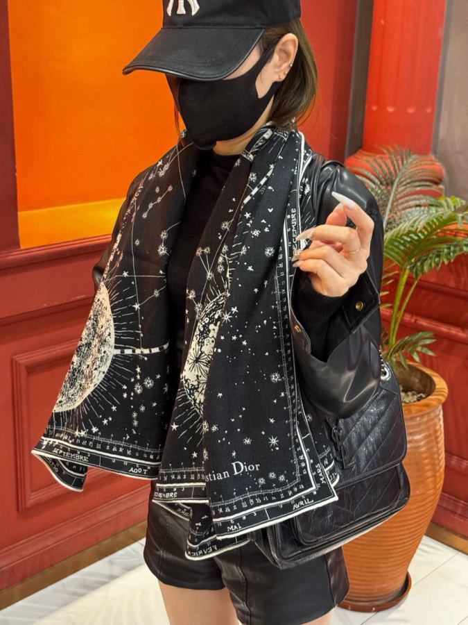 Dior scarf New arrival D family silk scarf {140cm silk cashmere} mulberry silk + cashmere — AAA Quality Replica — photo 2