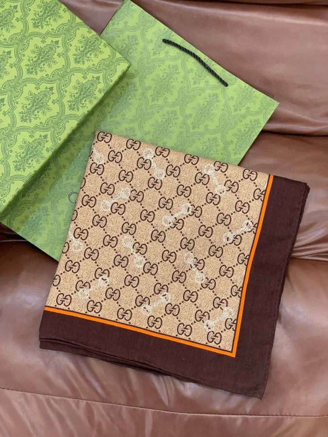 gucci scarf Gucci 140 double-sided velvet shawl — Premium Replica — photo 3