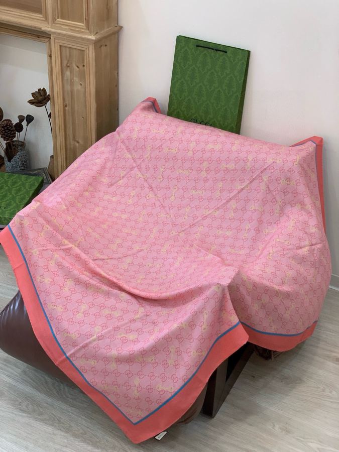 gucci scarf Gucci 140 double-sided velvet shawl — 1:1 Replica — photo 6