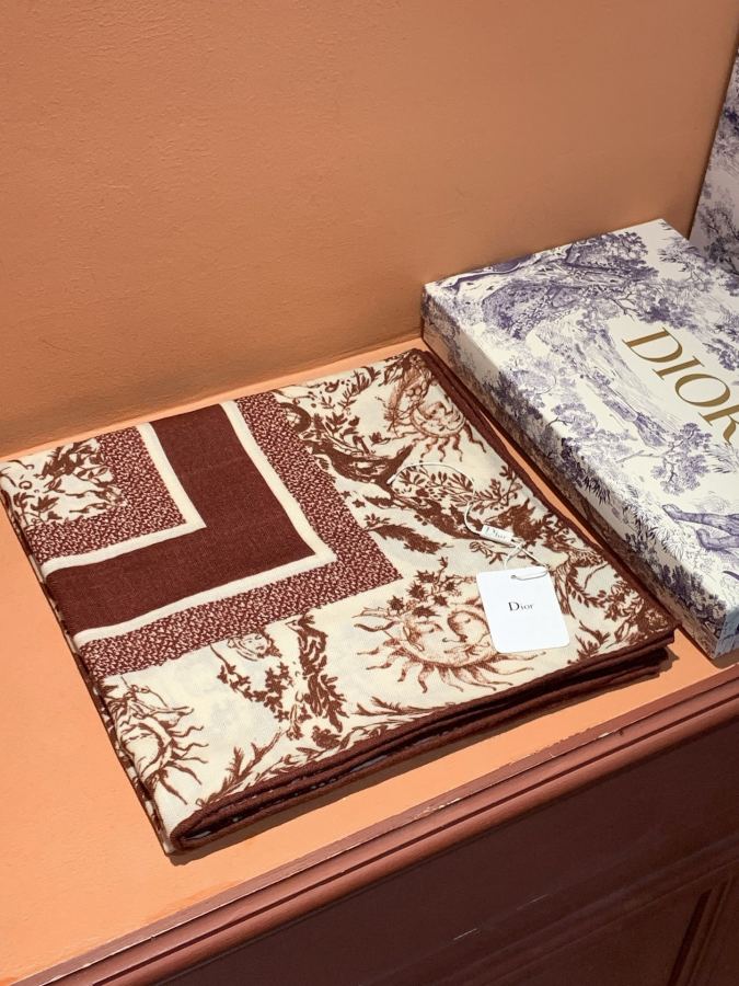 Dior scarf Dior 140 velvet double-sided tone-on-color printed shawl — Premium Replica — photo 3