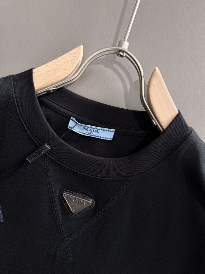 Prada men PRADA 2026 New logo t — 1:1 Replica For Sale — photo 4