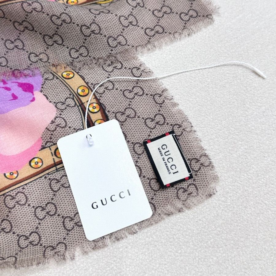 écharpe gucci Logo Gucci G 140*140cm — photo 8