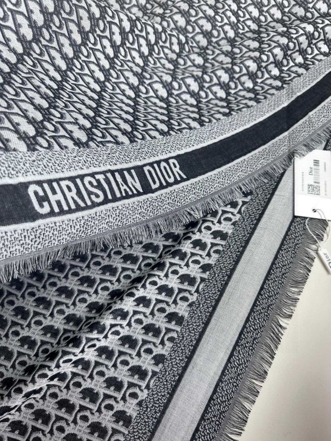 Dior scarf Dior shawl Classic lettering with the gorgeous texture of silk and wool blend, it goes — AAA Quality Replica — photo 7