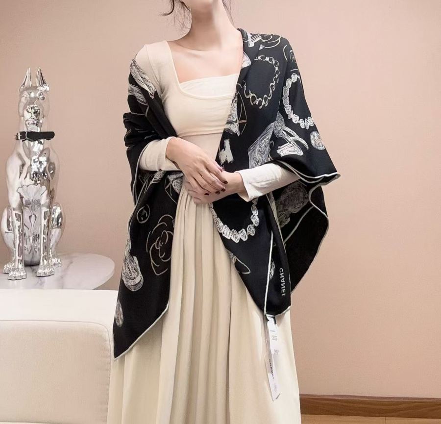 Chanel scarf With a bit of powdery fragrance — AAA Quality Replica — photo 2