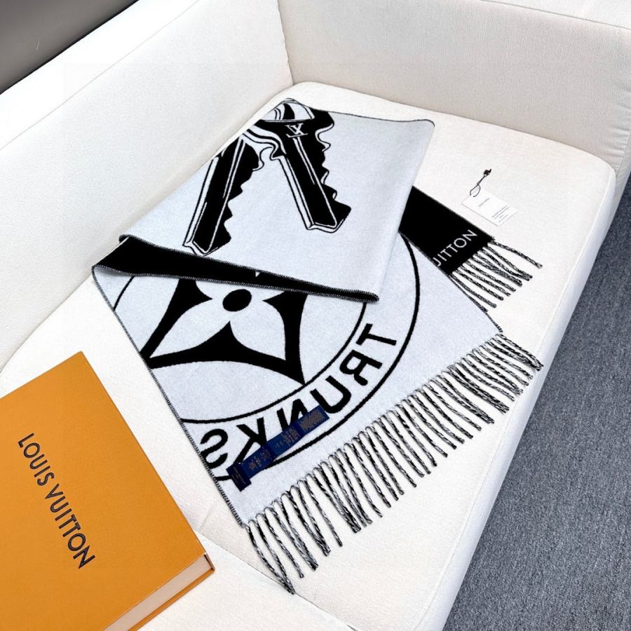 LV scarf New Lock And keys LV Louis Vuirron Trun Ks. 45x215cm 60 ％ 40% — 1:1 Replica For Sale — photo 8