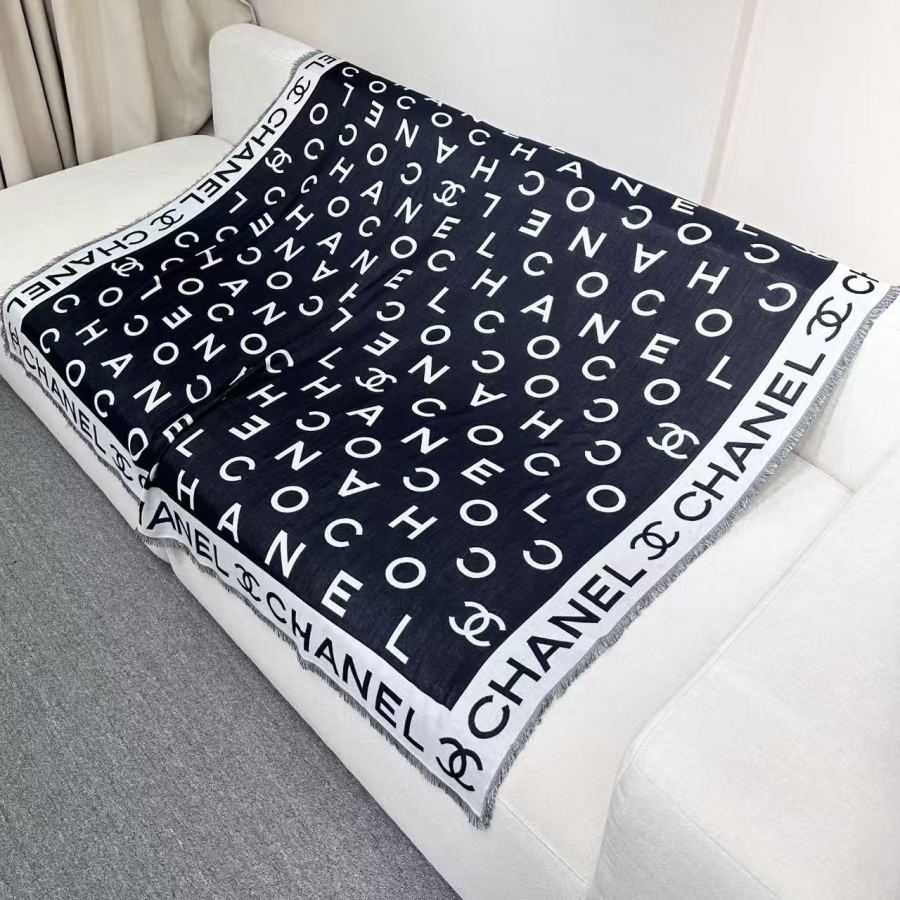 Chanel scarf 𝐂HANEL 2025 New Arrival 58% 24% 18% 140x140cm — 1:1 Replica For Sale — photo 4