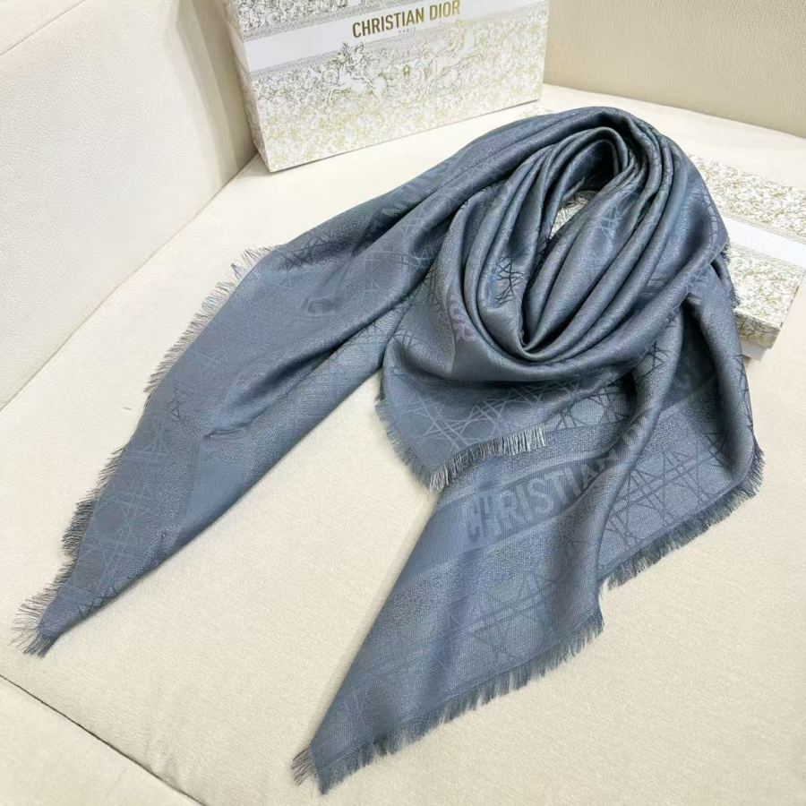 dior glasses Cannage pattern gold thread shawl, mulberry silk blended wool and cashmere, 140cm*140cm — AAA Quality Replica — photo 5