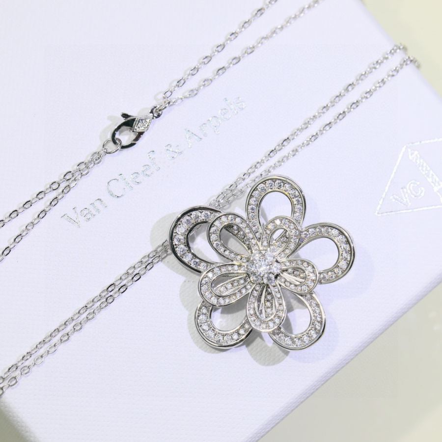 Van Cleef & Arpels Gioielli 8 Vca Flowerlace Scheletro — photo 6