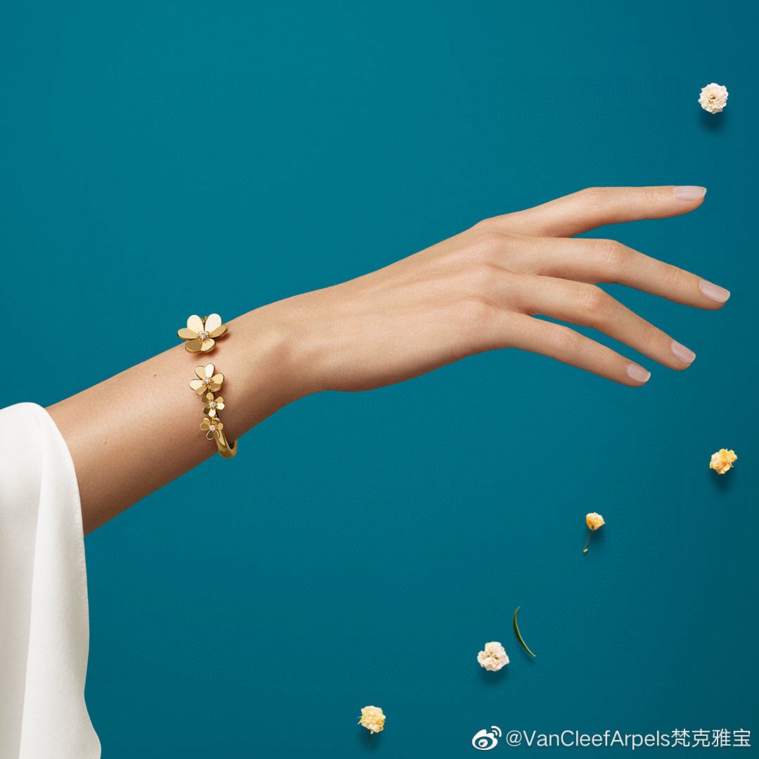 Van Cleef & Arpels Jewelry 0 Van Cleef & Arpels vca Frivole Series ZP — 1:1 Replica For Sale — photo 4