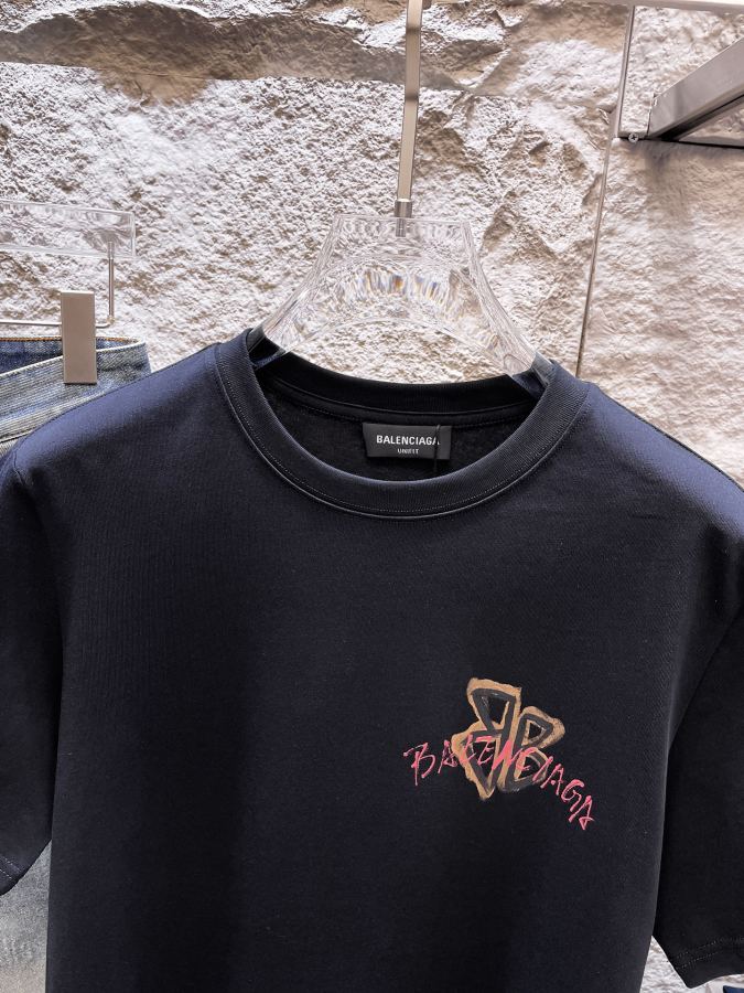 BALENCIAGA men BALENCIAGA 26 SS New T logo. — Premium Replica — photo 2