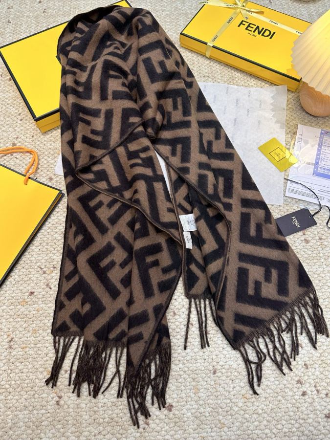 Fendi scarf VS Fendi FF Up:100% 45 170cm — 1:1 Replica — photo 4
