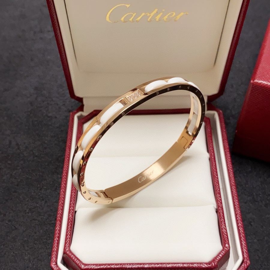Cartier Jewelry Cartier 18k logo 360 — 1:1 Replica For Sale — photo 4