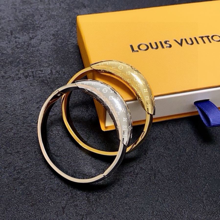 Louis Vuitton Jewelry New Arrival LV Louis Vuitton 14 K MM — Premium Replica — photo 7