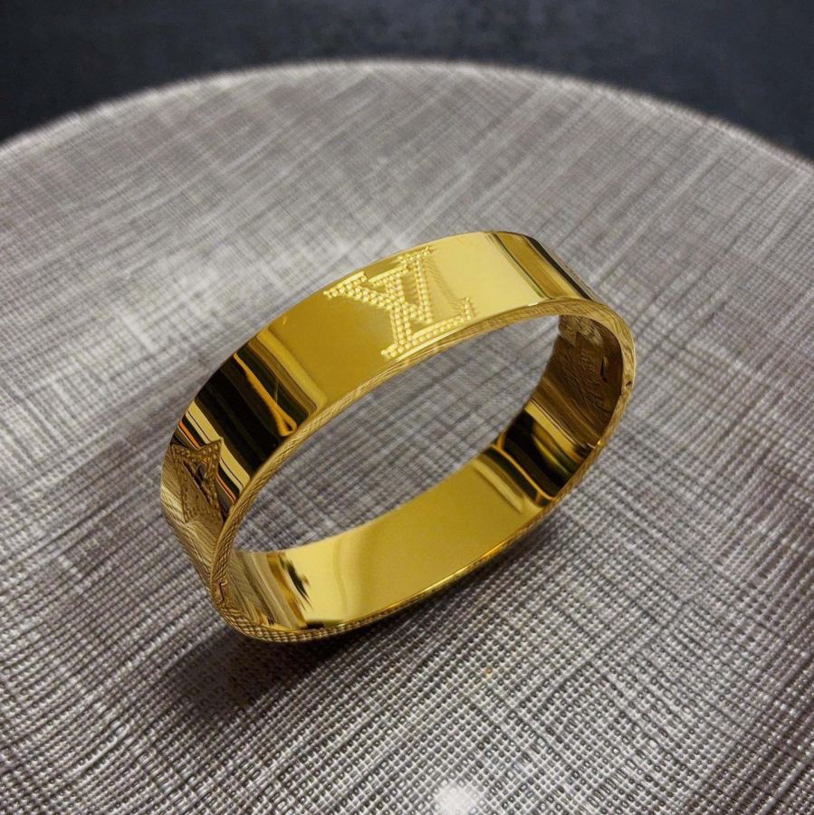 Louis Vuitton Jewelry New Arrival LV logo Louis Vuitton 14 K MM — 1:1 Replica — photo 7