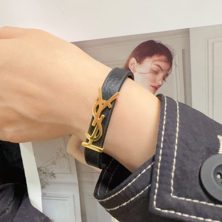 Saint Laurent Jewelry YSL Saint Laurent genuine Yves Saint Laurent 1961 — 1:1 Replica For Sale — photo 3