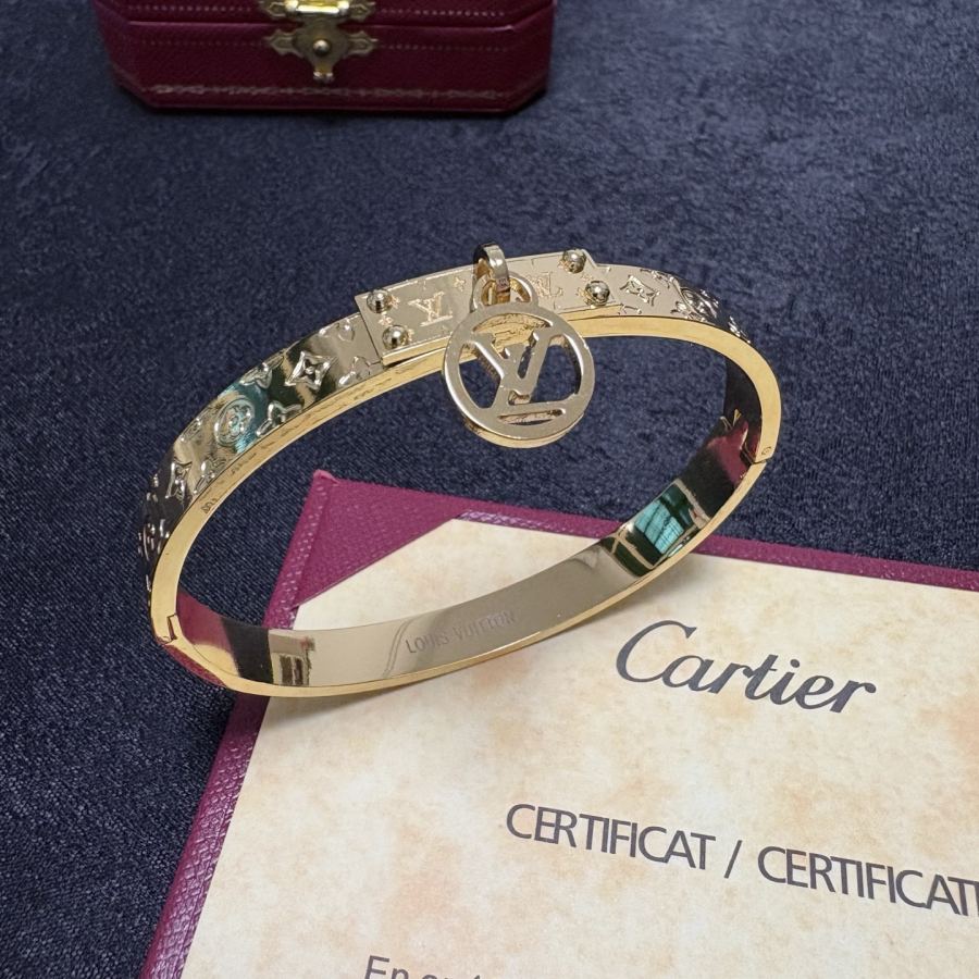 Louis Vuitton Jewelry New Arrival LV Louis Vuitton 14 K MM — Premium Replica — photo 5