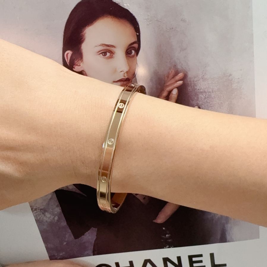 Cartier Jewelry Cartier 18k logo 360 — 1:1 Replica For Sale