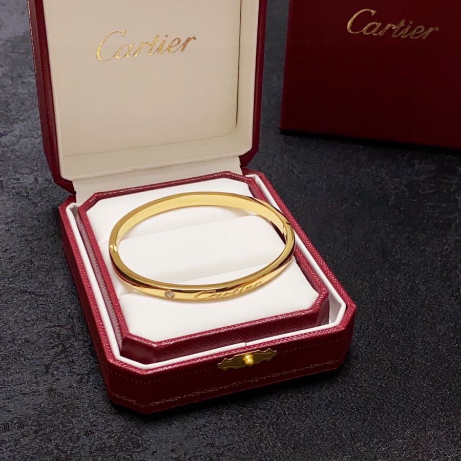Cartier Jewelry Cartier 18k logo 360 — 1:1 Replica For Sale — photo 8