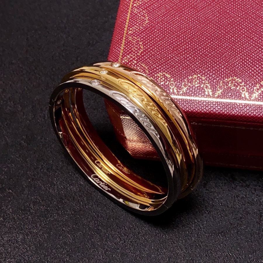 Cartier Jewelry Cartier 18k logo 360 — 1:1 Replica For Sale — photo 9