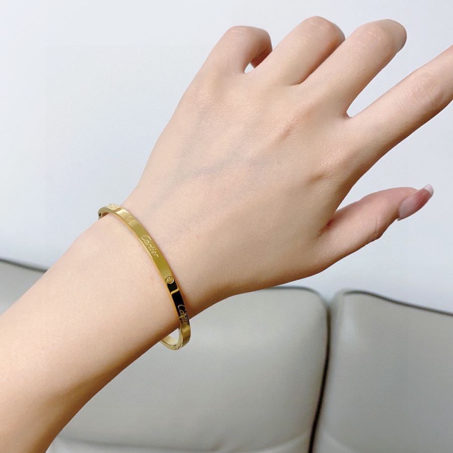 Cartier Jewelry Cartier 18k logo 360 — Premium Replica — photo 2
