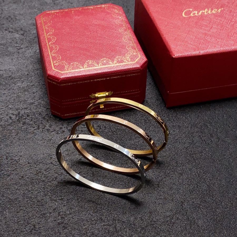 Cartier Jewelry Cartier 18k logo 360 — Premium Replica — photo 9