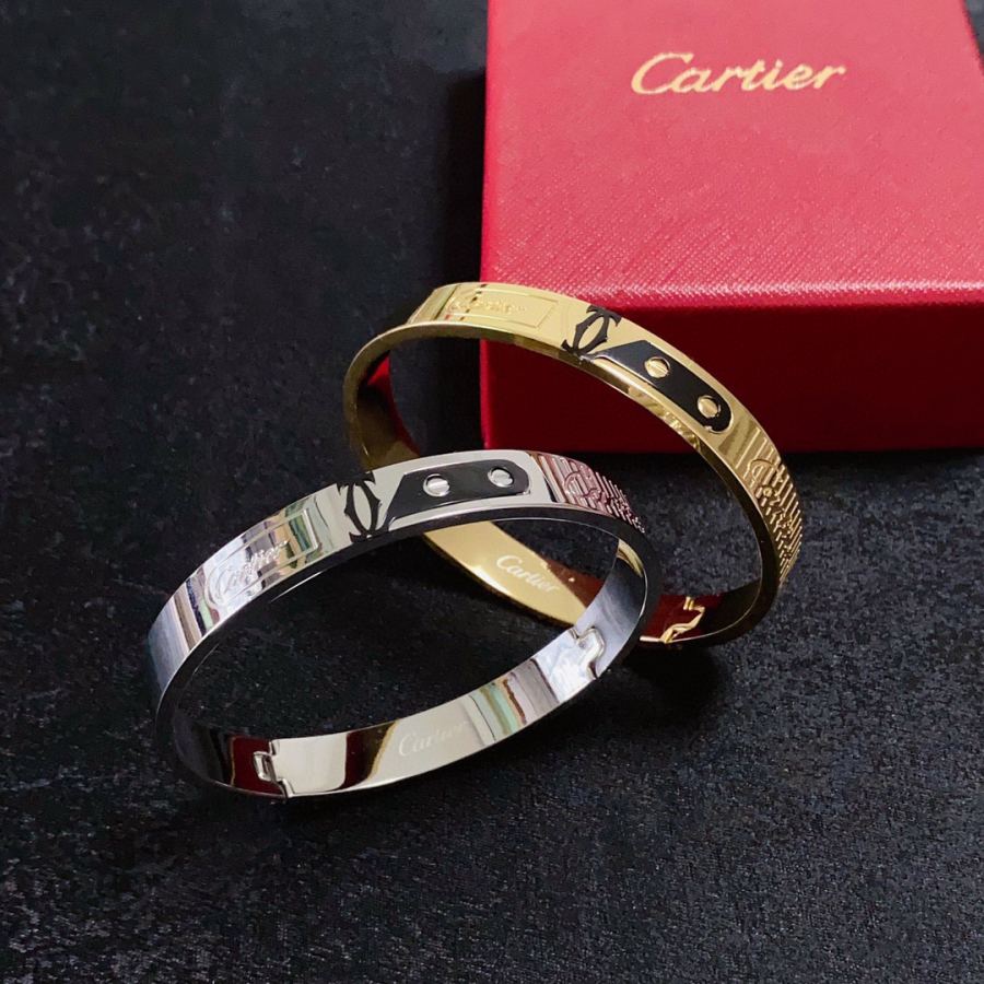 Cartier Jewelry Cartier Men's 18k logo 360 Size 21cm — AAA Quality Replica — photo 5