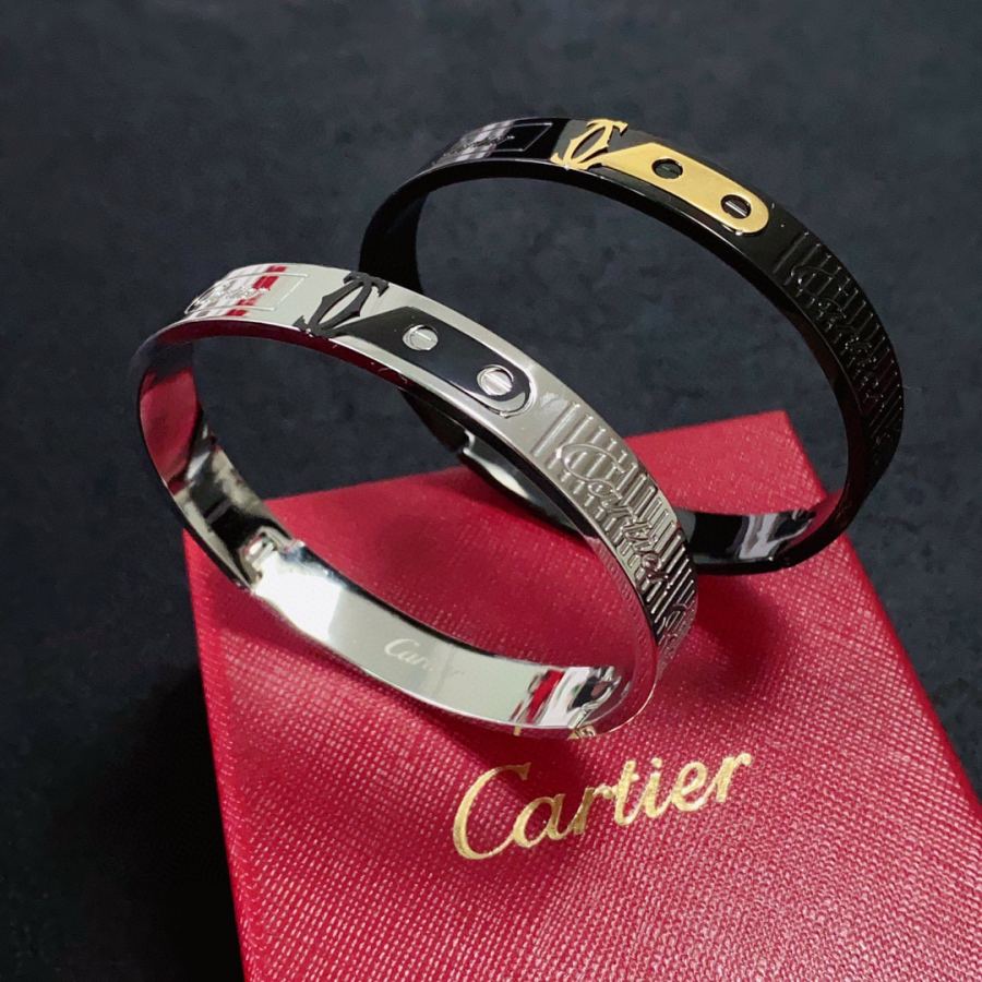 Cartier Jewelry Cartier Men's 18k logo 360 Size 21cm — AAA Quality Replica — photo 4