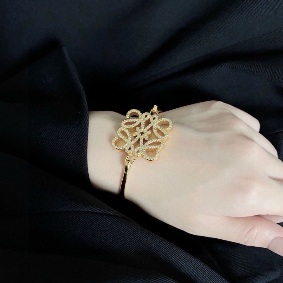 Loewe Jewelry New LOEWE L0 EWE Anagram LOEWE ZP — 1:1 Replica For Sale — photo 2