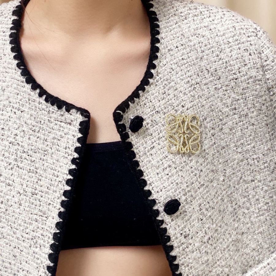 Loewe Jewelry LOEWE New T — Premium Replica — photo 2
