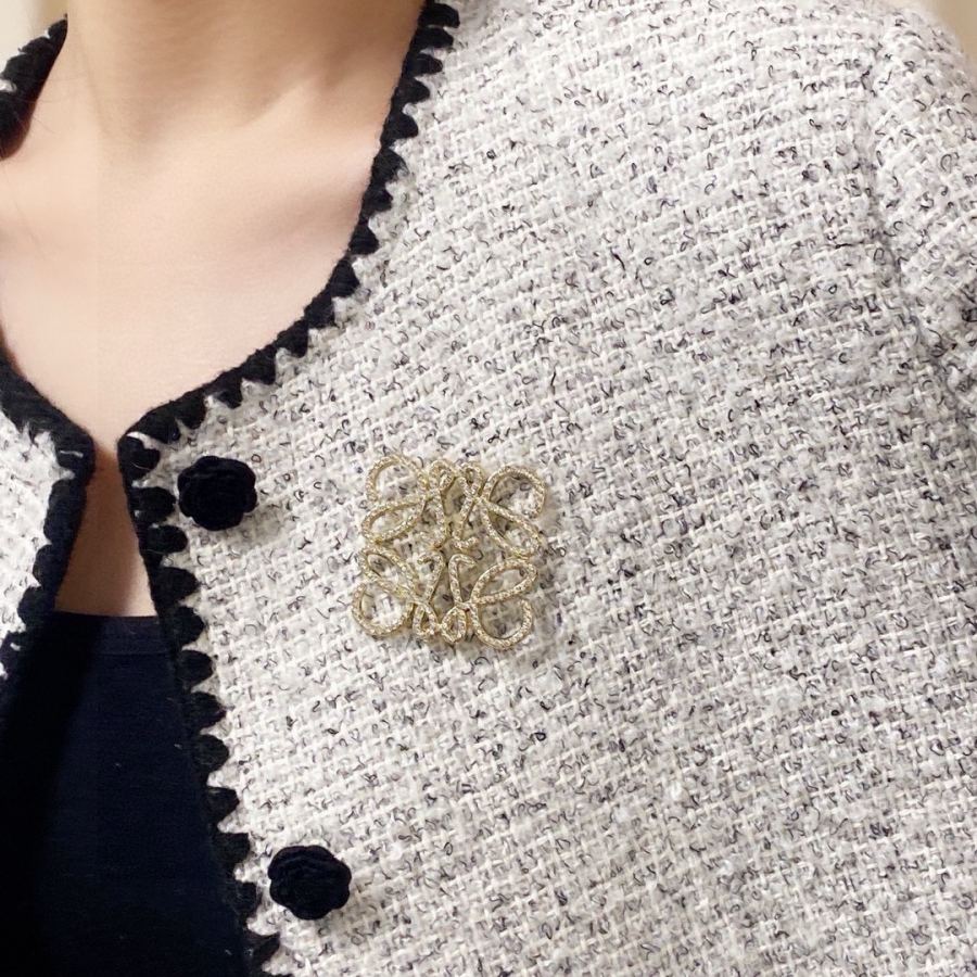 Loewe Jewelry LOEWE New T — Premium Replica
