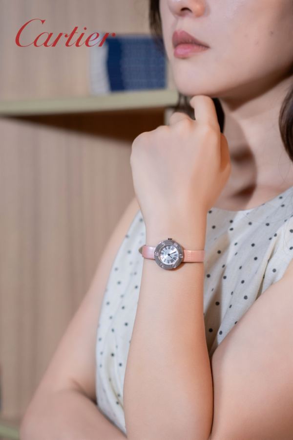 Cartier Watches A must-have for working sisters! Cartier LOVE looks professional and noble — 1:1 Replica For Sale — photo 5