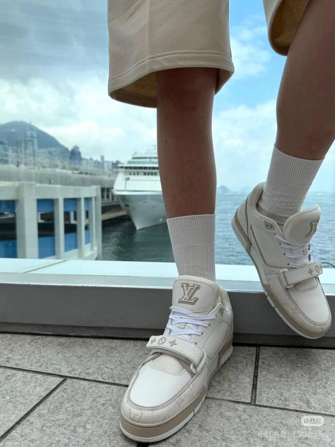 Louis Vuitton shoe Official announcement: Latest colors shipped — 1:1 Replica For Sale — photo 5