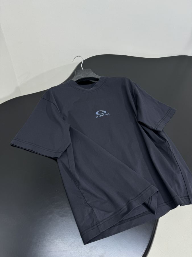 BALENCIAGA Femmes 𝐵𝑎𝑙𝑒𝑛𝑐𝑖𝑎𝑔* LOOP SPORTS ICON T — photo 7