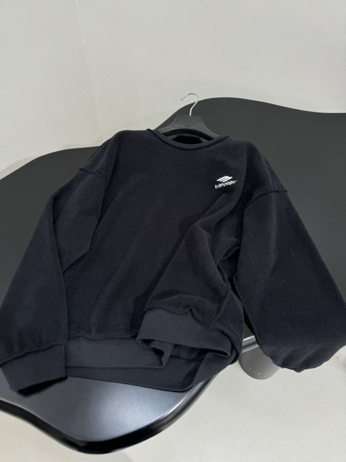 BALENCIAGA Women 𝐵𝑎𝑙𝑒𝑛𝑐𝑖𝑎𝑔*25 New Arrival3 B SPORTS ICON INSIDE-OUT HOODIE — AAA Quality Replica — photo 6