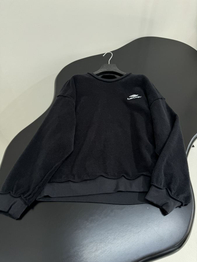 BALENCIAGA Women 𝐵𝑎𝑙𝑒𝑛𝑐𝑖𝑎𝑔*25 New Arrival3 B SPORTS ICON INSIDE-OUT HOODIE — AAA Quality Replica — photo 4