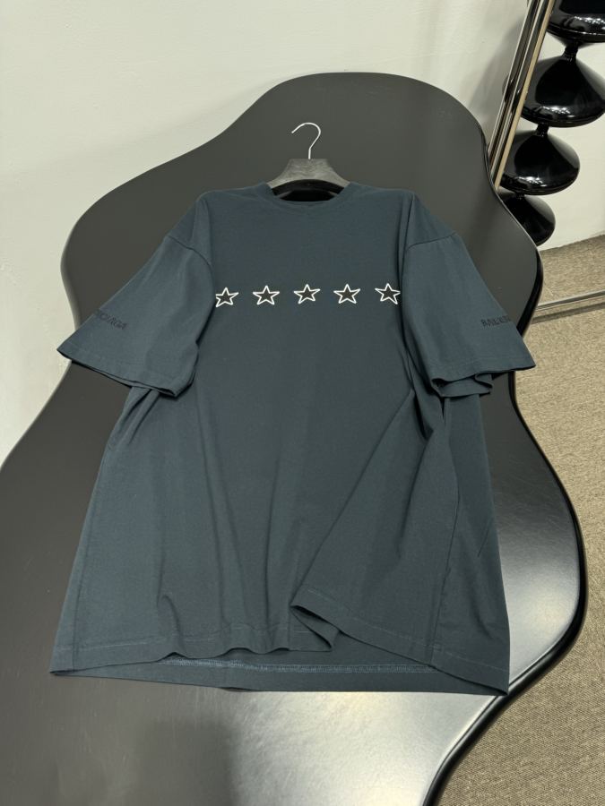 BALENCIAGA Women 𝐵𝑎𝑙𝑒𝑛𝑐𝑖𝑎𝑔*New Arrival TOP RATING T — Premium Replica — photo 4