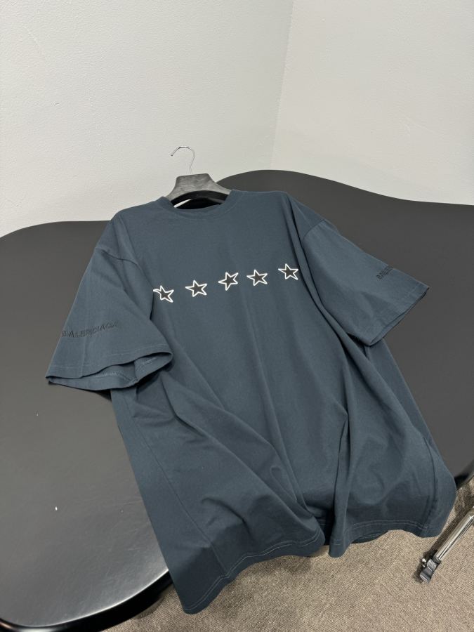 BALENCIAGA Women 𝐵𝑎𝑙𝑒𝑛𝑐𝑖𝑎𝑔*New Arrival TOP RATING T — Premium Replica — photo 7