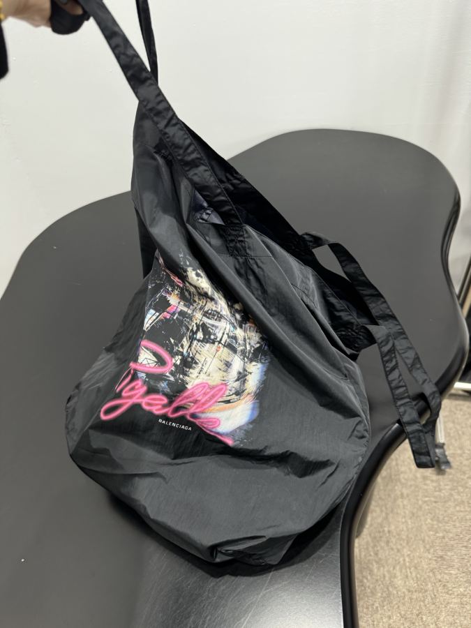 BALENCIAGA Women 𝐵𝑎𝑙𝑒𝑛𝑐 𝑎𝑔*New product technology nylon shopping bag — 1:1 Replica For Sale — photo 2