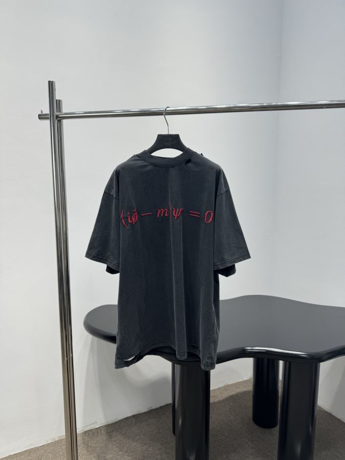 BALENCIAGA Women 𝐵𝑎𝑙𝑒𝑛𝑐𝑖𝑎𝑔*New Arrival DIRAC EQUATION T — Premium Replica