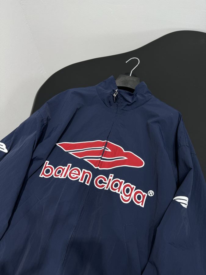 BALENCIAGA Women 𝐵𝑎𝑙𝑒𝑛𝑐𝑖𝑎𝑔* 3 B FOOTBALL TRACKSUIT — Premium Replica — photo 5