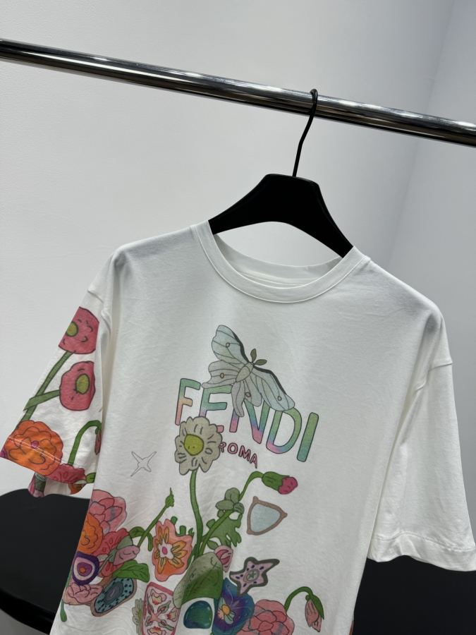 Fendi Women 𝐹𝑒𝑛𝑑* x Aya Takano Series T — Premium Replica — photo 2