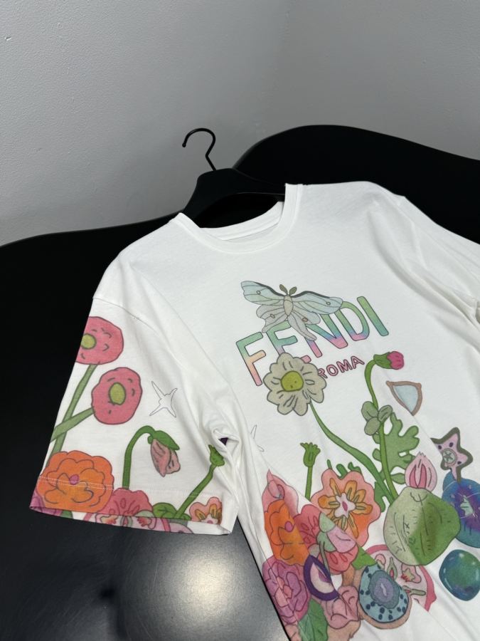 Fendi Women 𝐹𝑒𝑛𝑑* x Aya Takano Series T — Premium Replica — photo 5