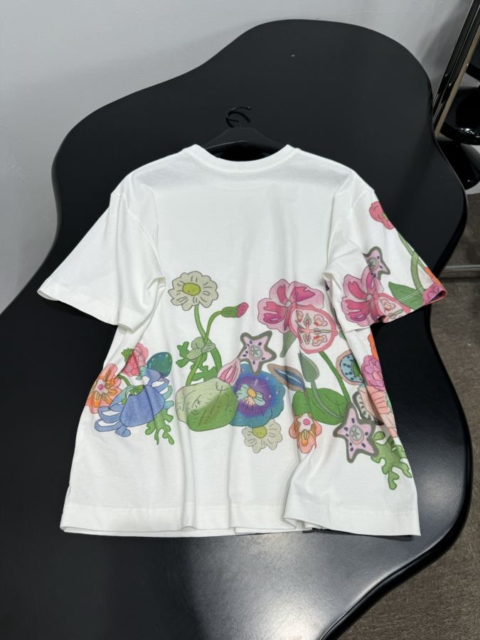 Fendi Women 𝐹𝑒𝑛𝑑* x Aya Takano Series T — Premium Replica — photo 9